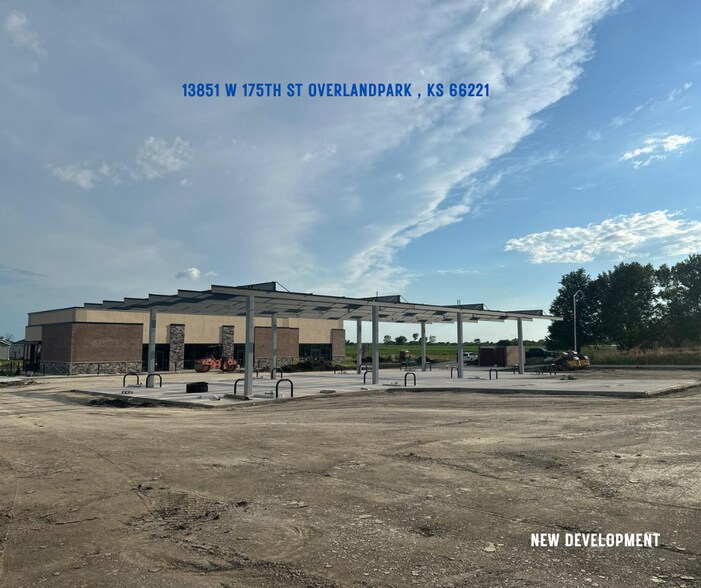 13851 W 175th St, Overland Park, KS à vendre - Photo principale - Image 1 de 2