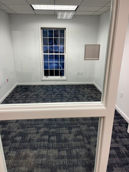 71 Bradley Rd, Madison, CT à louer - Photo intérieure - Image 3 de 8