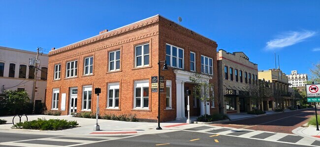 More details for 250 E Park Ave, Lake Wales, FL - Office for Lease