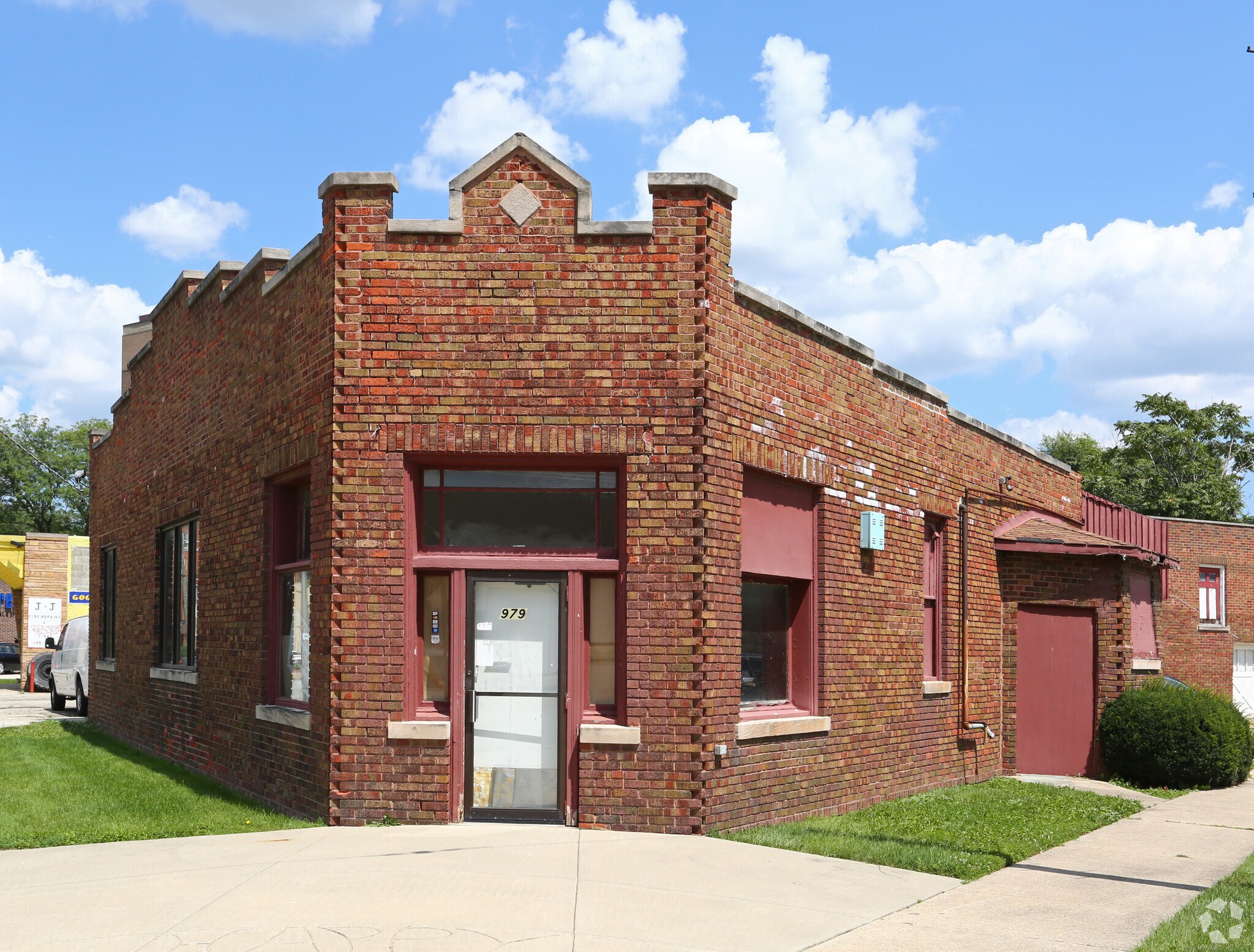 997 Lee St, Des Plaines, IL à vendre Photo principale- Image 1 de 4