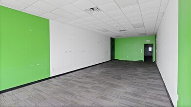6500 7th St, Bay City, TX for lease Interior Photo- Image 2 of 9