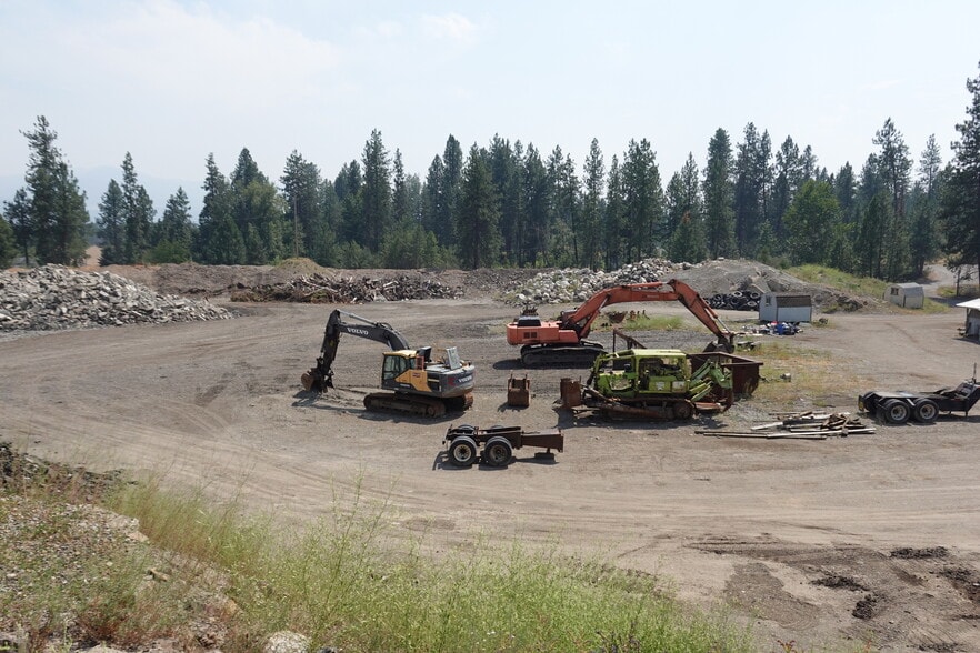 7902 N Starr Rd, Newman Lake, WA for sale - Building Photo - Image 2 of 9