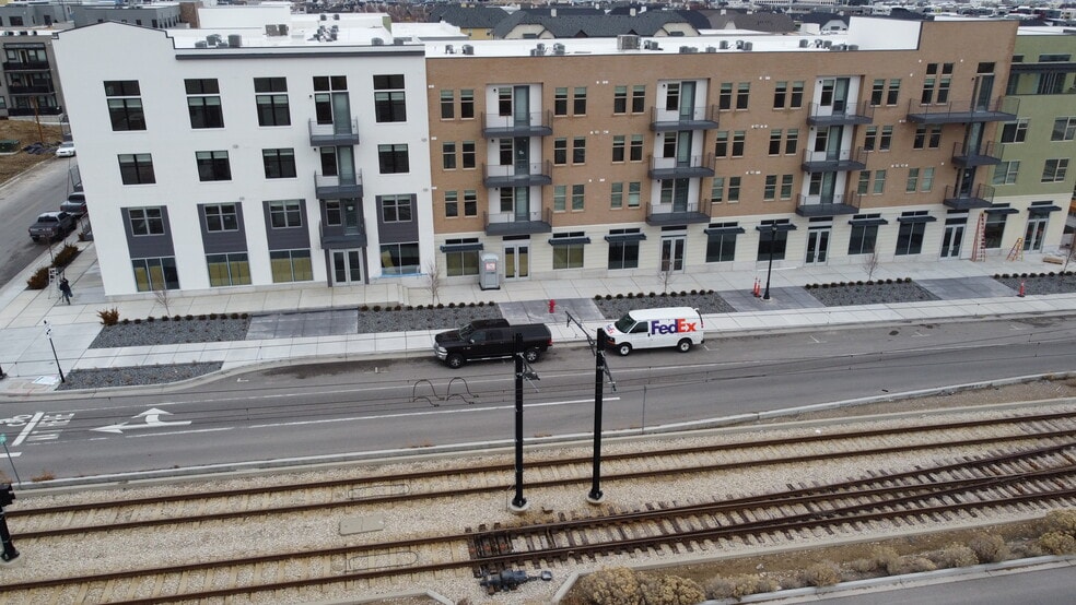 11321 South Grandville, South Jordan, UT for lease - Building Photo - Image 1 of 3