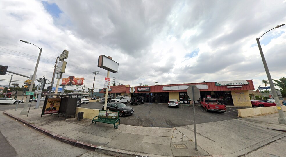 5782-5788 1/2 Melrose Ave, Los Angeles, CA à louer - Photo du bâtiment - Image 2 de 2