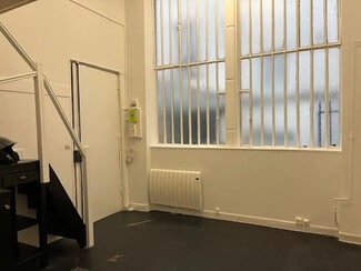 More details for 18 Rue De Tourtille, Paris - Office for Lease