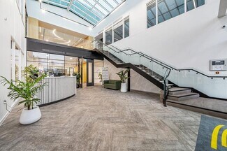 Plus de détails pour Oxford Rd, Uxbridge - Bureau à louer