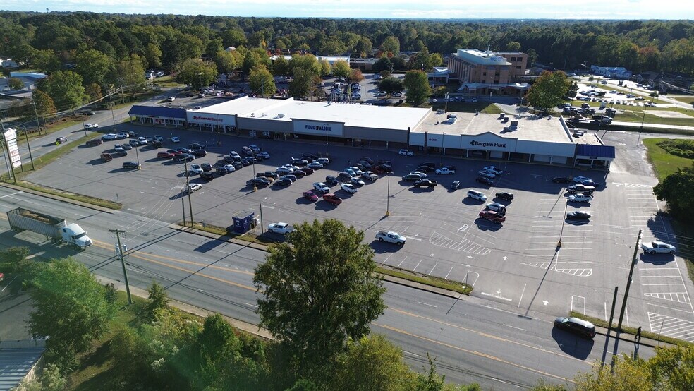 1821 Wilson Rd, Newberry, SC à louer - Photo du bâtiment - Image 2 de 10