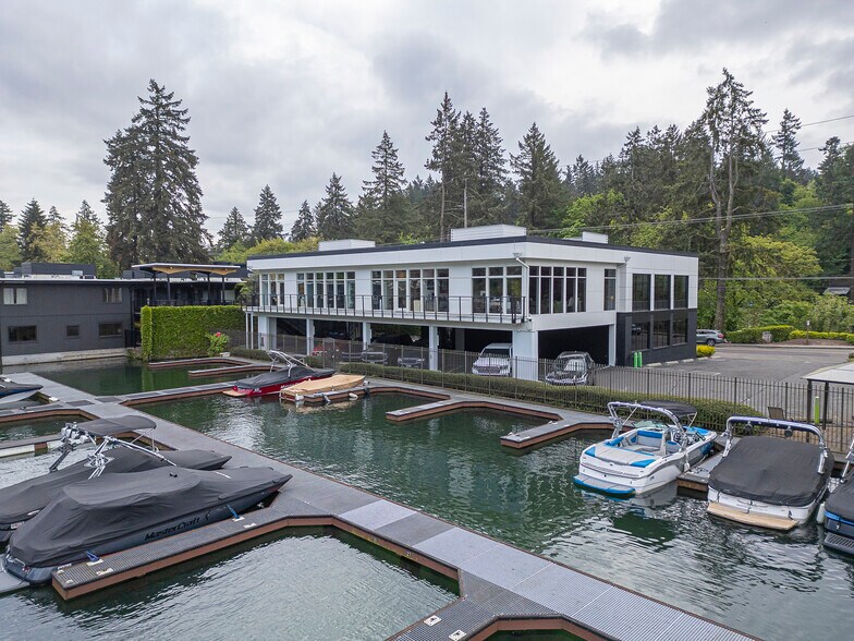 696 McVey Ave, Lake Oswego, OR à vendre - Photo du bâtiment - Image 3 de 9