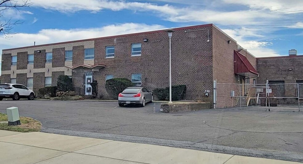 8601 Ashwood Dr, Capitol Heights, MD for lease - Building Photo - Image 2 of 2