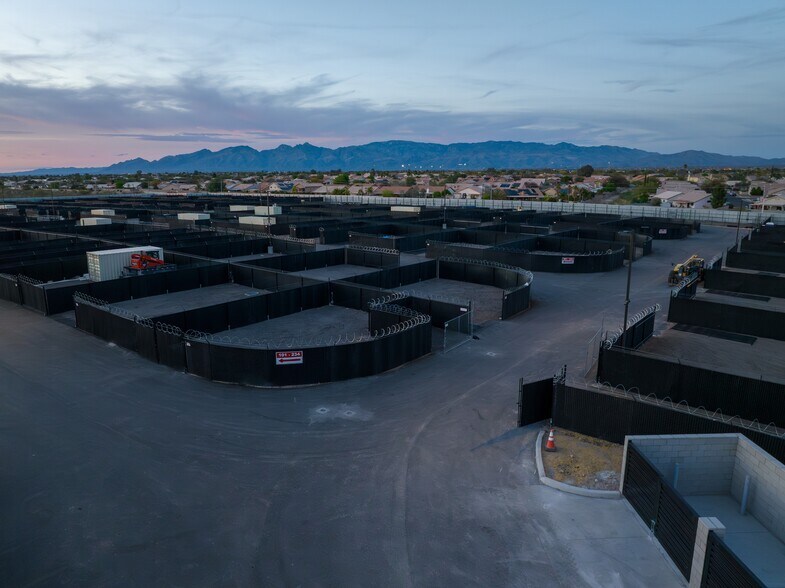 9683 E Rita Commerce Dr, Tucson, AZ à louer - Aérien - Image 2 de 11