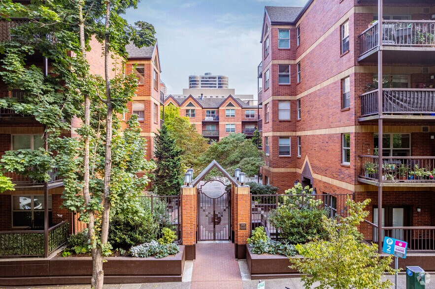 1500 SW Park Ave, Portland, OR à vendre - Photo du bâtiment - Image 3 de 4