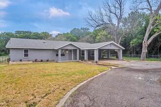 601 Spring St, Round Rock, TX à louer Photo intérieure- Image 1 de 47