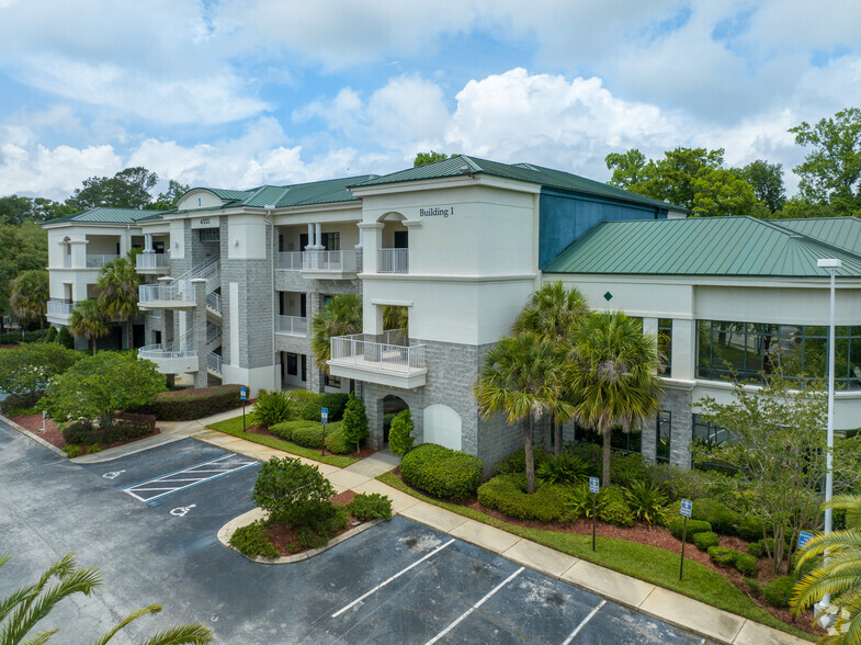 4555 Emerson Pky, Jacksonville, FL for lease - Building Photo - Image 1 of 8