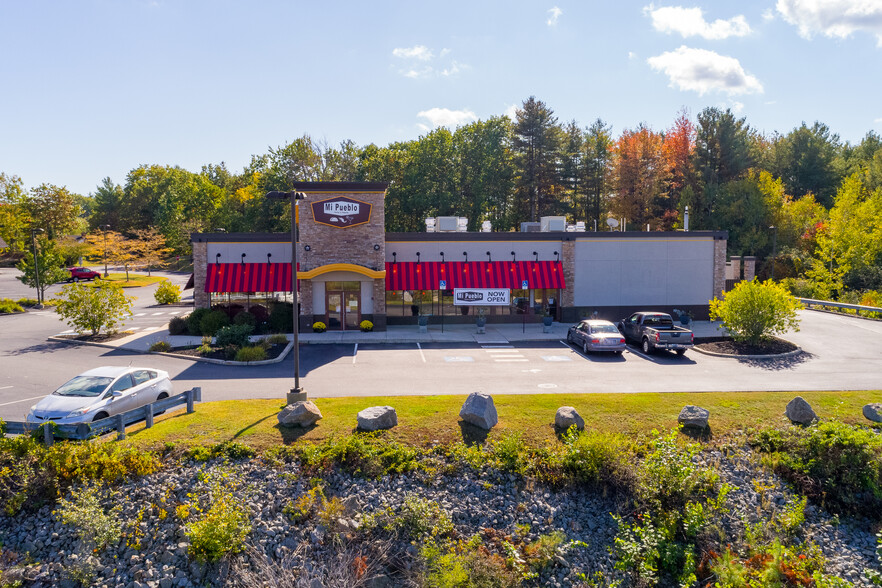 45 Boulder Way, Biddeford, ME à vendre - Photo du bâtiment - Image 1 de 1