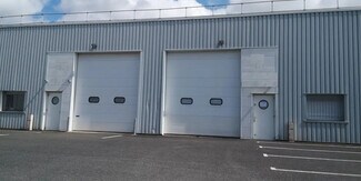 Plus de détails pour Local d'activités à louer