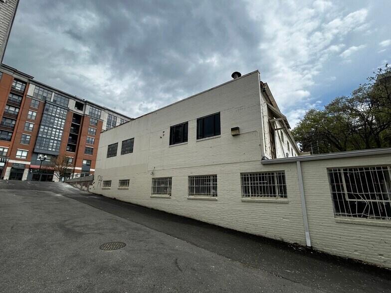 2338-2344 Columbia Pike, Arlington, VA à louer - Photo du bâtiment - Image 3 de 7