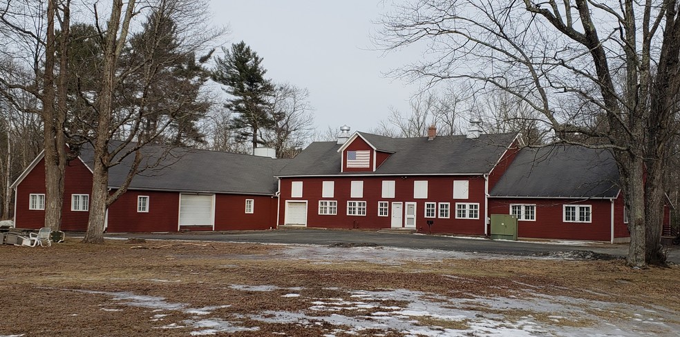 40 River Rd, Barkhamsted, CT à vendre - Photo du bâtiment - Image 1 de 1