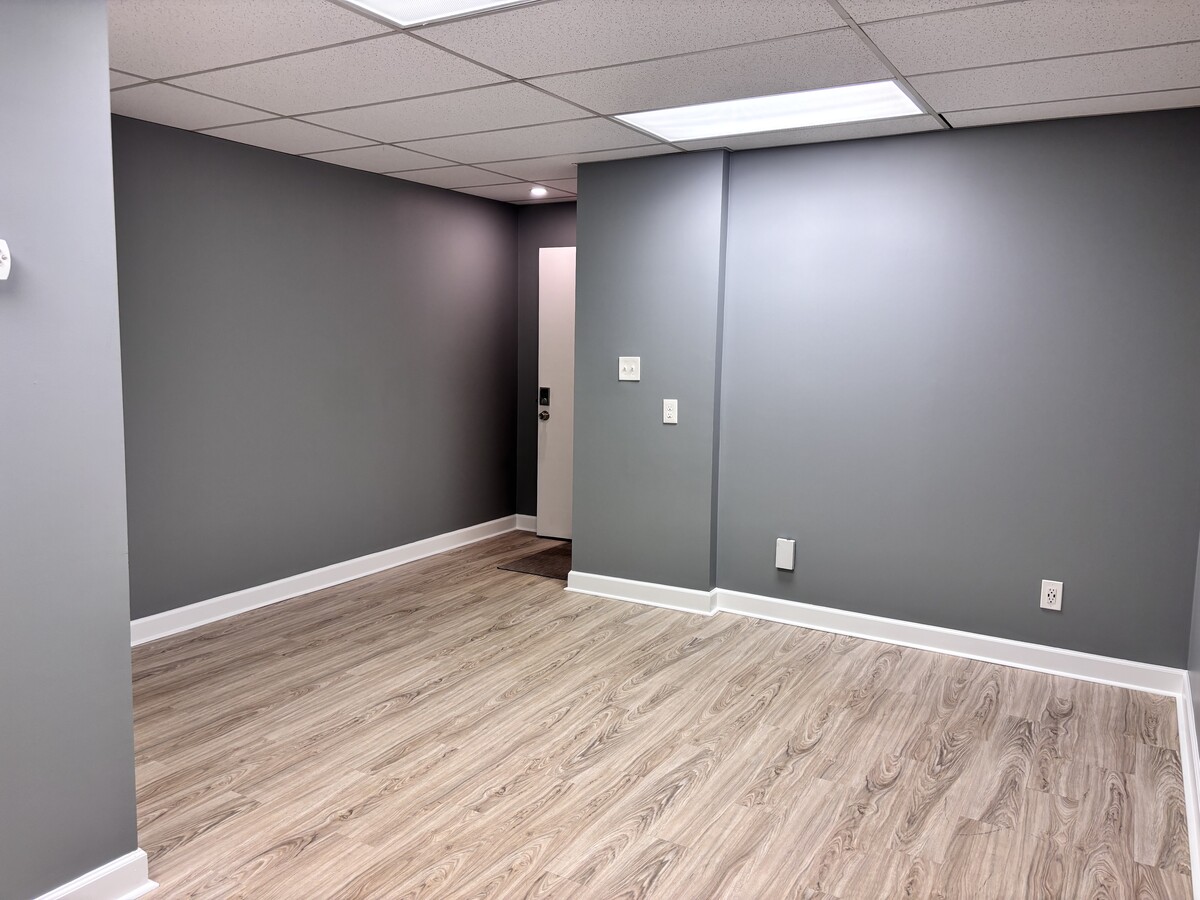 751 Rockville Pike, Rockville, MD 20852 - Unité 19B -  - Photo intérieure - Image 2 of 4