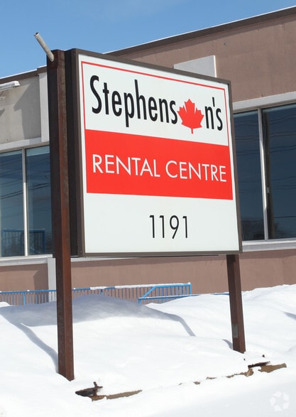 1191 Kennedy Rd, Toronto, ON for lease - Building Photo - Image 2 of 3