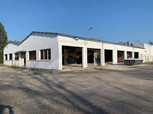 Flex in Longvic for sale Building Photo- Image 1 of 6