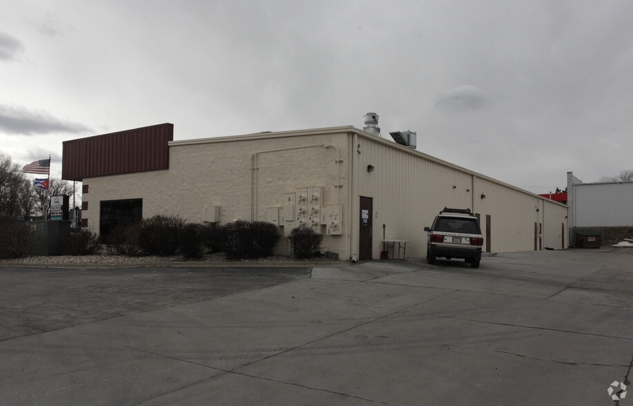 7910-7960 Harrison St, Ralston, NE for lease - Building Photo - Image 3 of 5