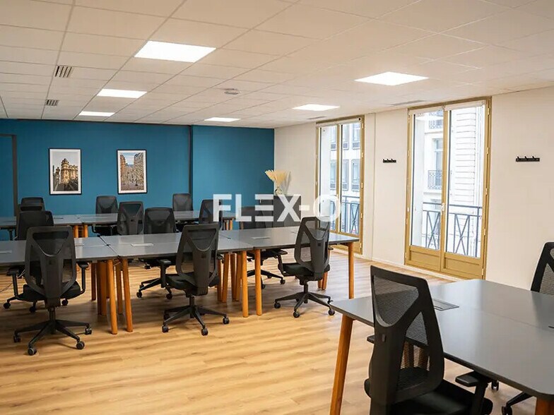 49 Rue De Monceau, Paris à louer - Photo du bâtiment - Image 2 de 5