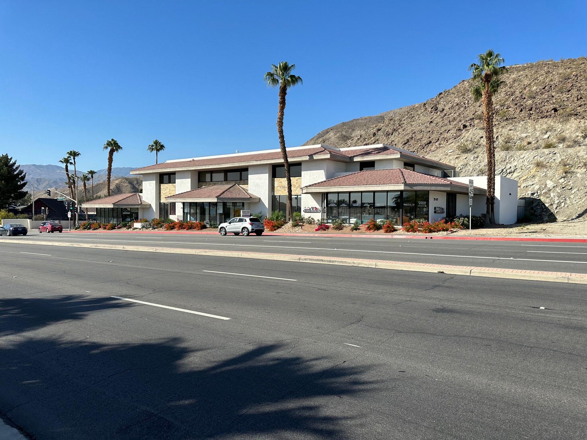 72171 Highway 111, Palm Desert, CA for lease Building Photo- Image 1 of 5