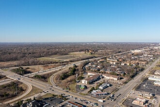 31525 W 12 Mile Rd, Farmington Hills, MI - Aerial  map view