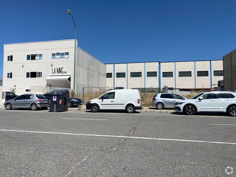 Calle Iniciativa, 21, Getafe, Madrid à vendre - Photo du bâtiment - Image 3 de 3