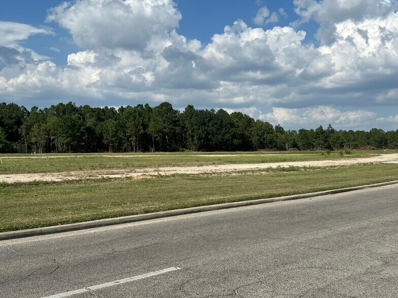 John Hill Blvd & US 49, Gulfport, MS à vendre - Photo du bâtiment - Image 3 de 16
