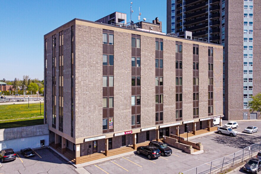 1390 Prince of Wales Dr, Ottawa, ON for sale - Primary Photo - Image 1 of 1
