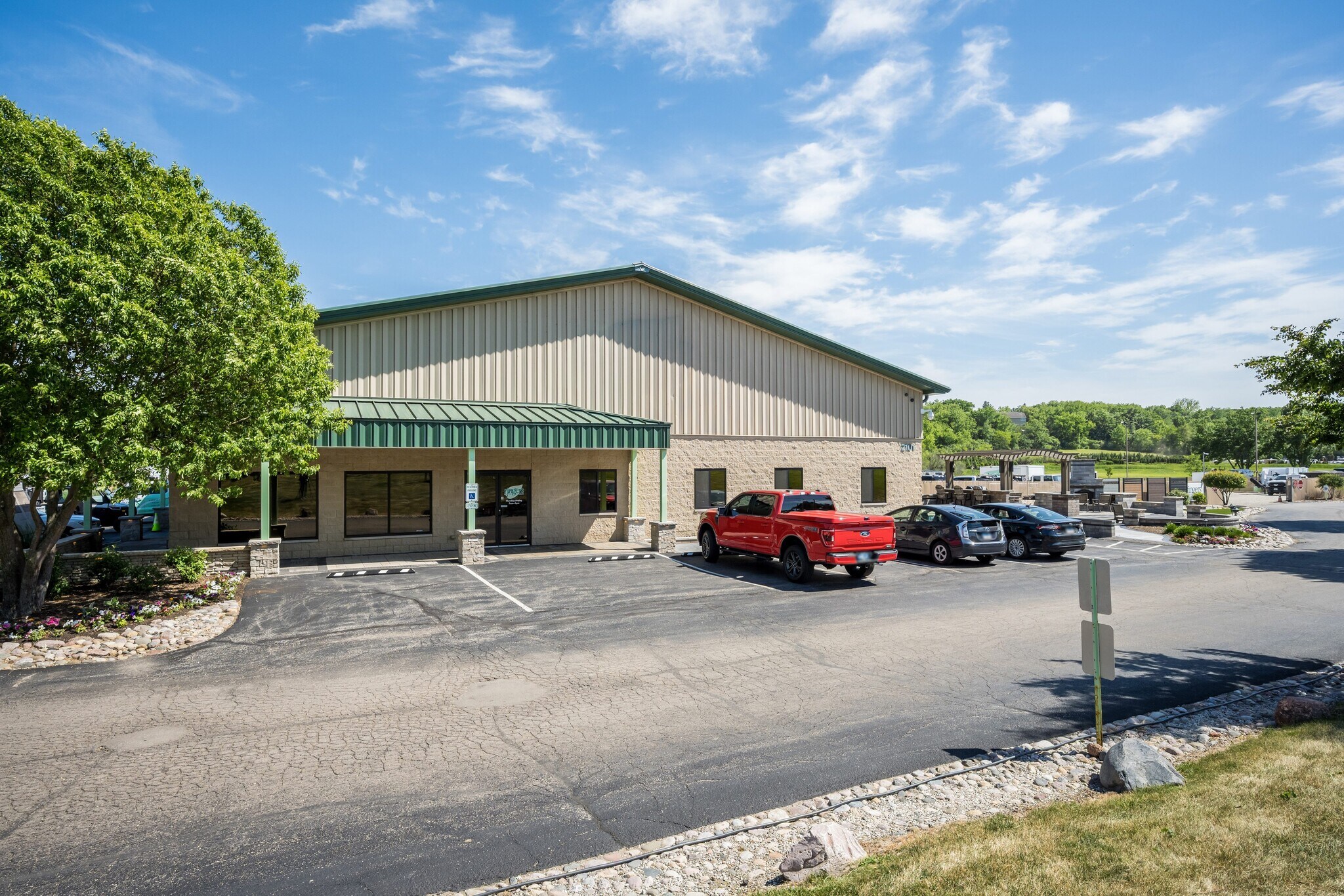 2101 Route 176, Prairie Grove, IL à vendre Photo du bâtiment- Image 1 de 31