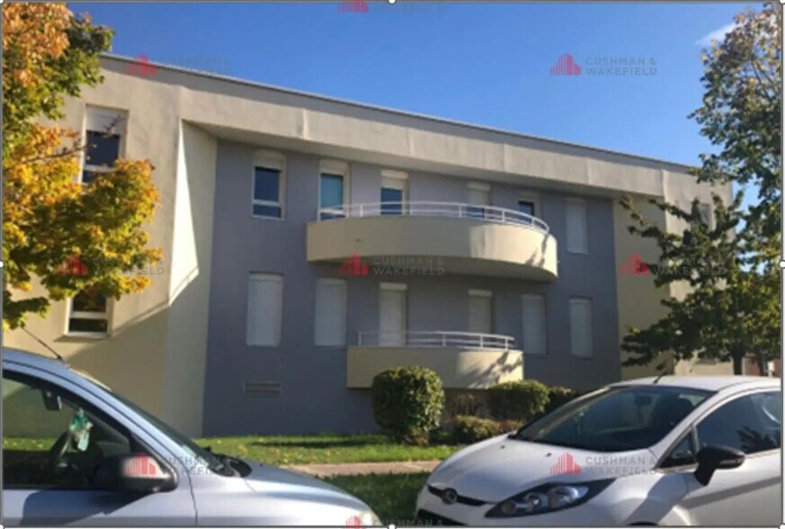 Office in Dijon for lease - Building Photo - Image 1 of 1