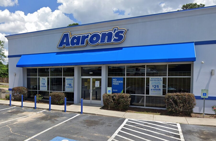 4696 Log Cabin Dr, Macon-Bibb, GA à louer - Photo du bâtiment - Image 1 de 11