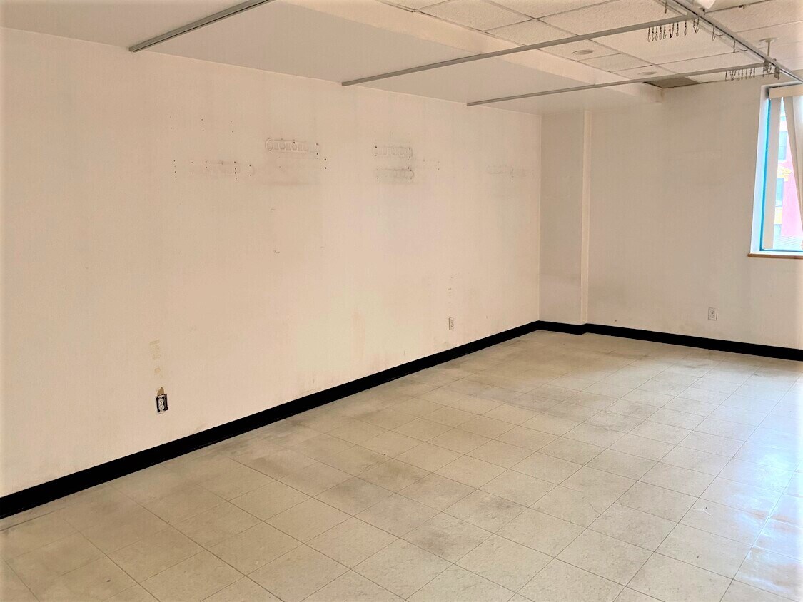 79-81 Elizabeth St, New York, NY for lease Interior Photo- Image 1 of 6