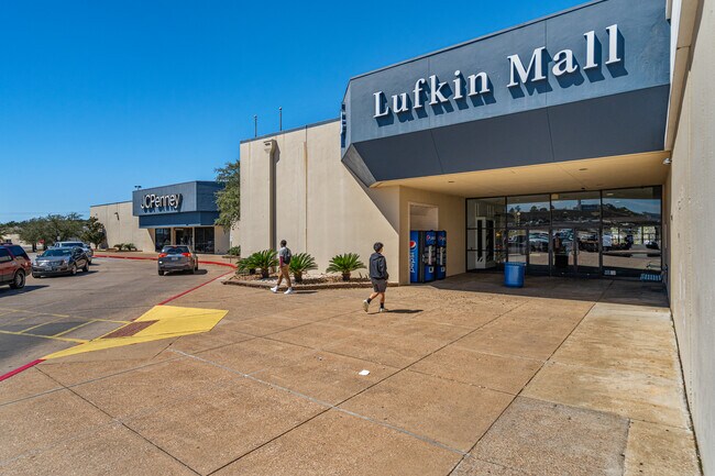 More details for 4600 S Medford Dr, Lufkin, TX - Retail for Sale
