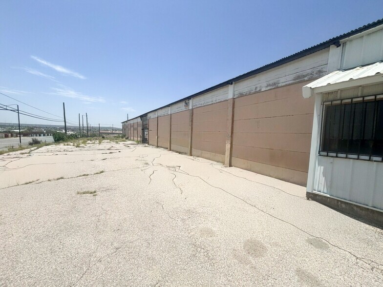 618 NE 11th st, Big Spring, TX à vendre - Photo du bâtiment - Image 2 de 10