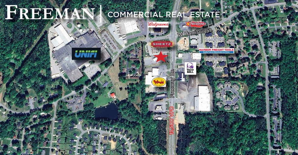 1641 Freeway Dr, Reidsville, NC à louer - Photo du bâtiment - Image 3 de 4