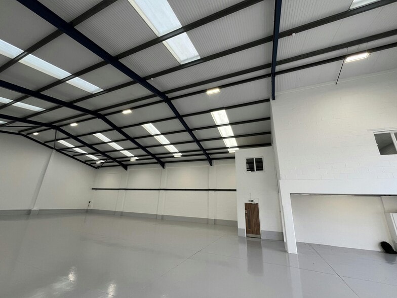 Jeffreys Rd, Enfield for lease - Building Photo - Image 3 of 9