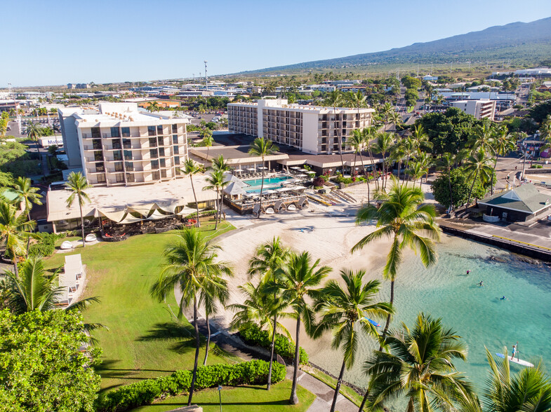 75-5660 Palani Rd, Kailua Kona, HI à louer - Photo principale - Image 1 de 7