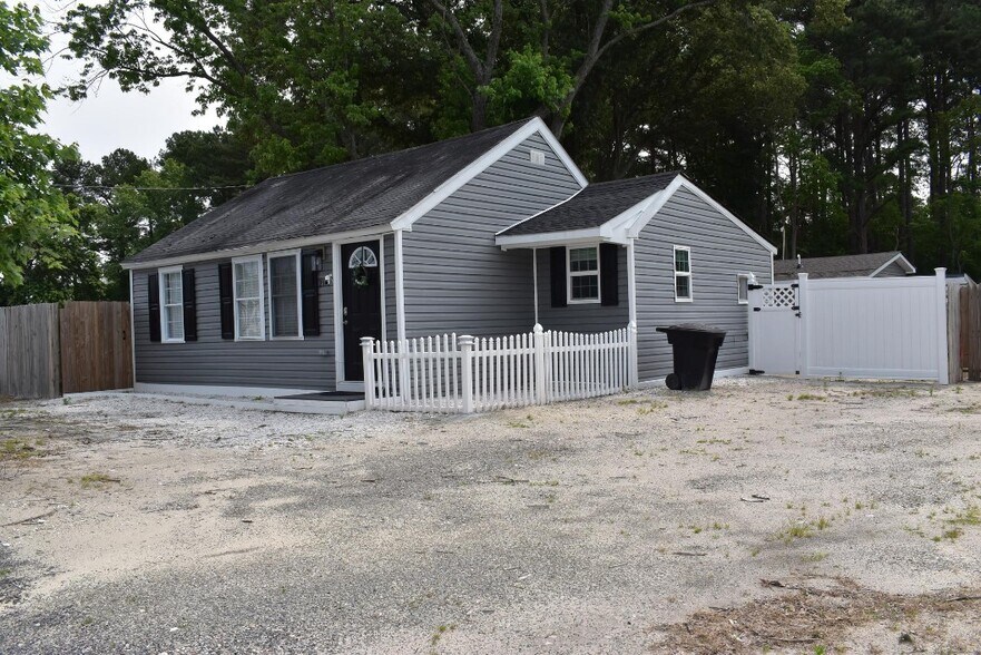 2111 Northwood Dr, Salisbury, MD à vendre - Photo du bâtiment - Image 3 de 7