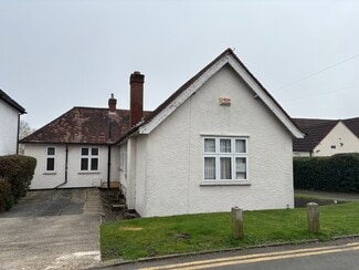 Plus de détails pour 5 Gernon Walk, Letchworth Garden City - Bureau à vendre