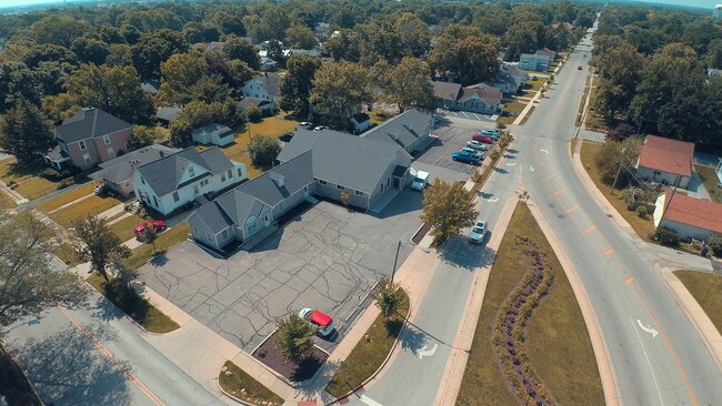 Plus de détails pour 709 S 18th St, Lafayette, IN - Commerce de détail à vendre