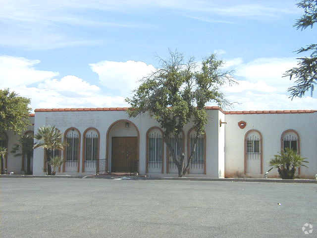 5350 E Erickson Dr, Tucson, AZ for lease - Building Photo - Image 2 of 3