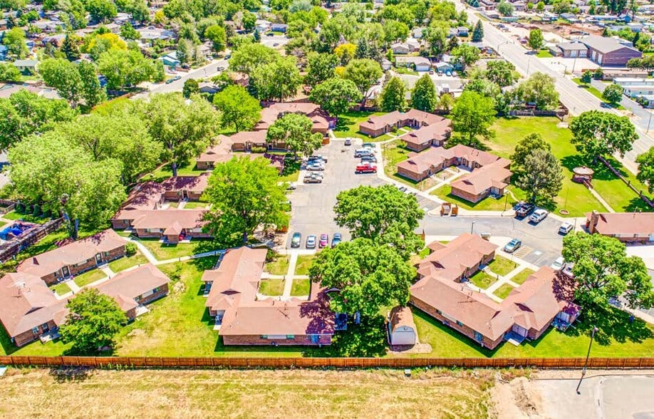 Northern Colorado Affordable Portfolio portfolio of 3 properties for sale on LoopNet.ca - Aerial - Image 1 of 6