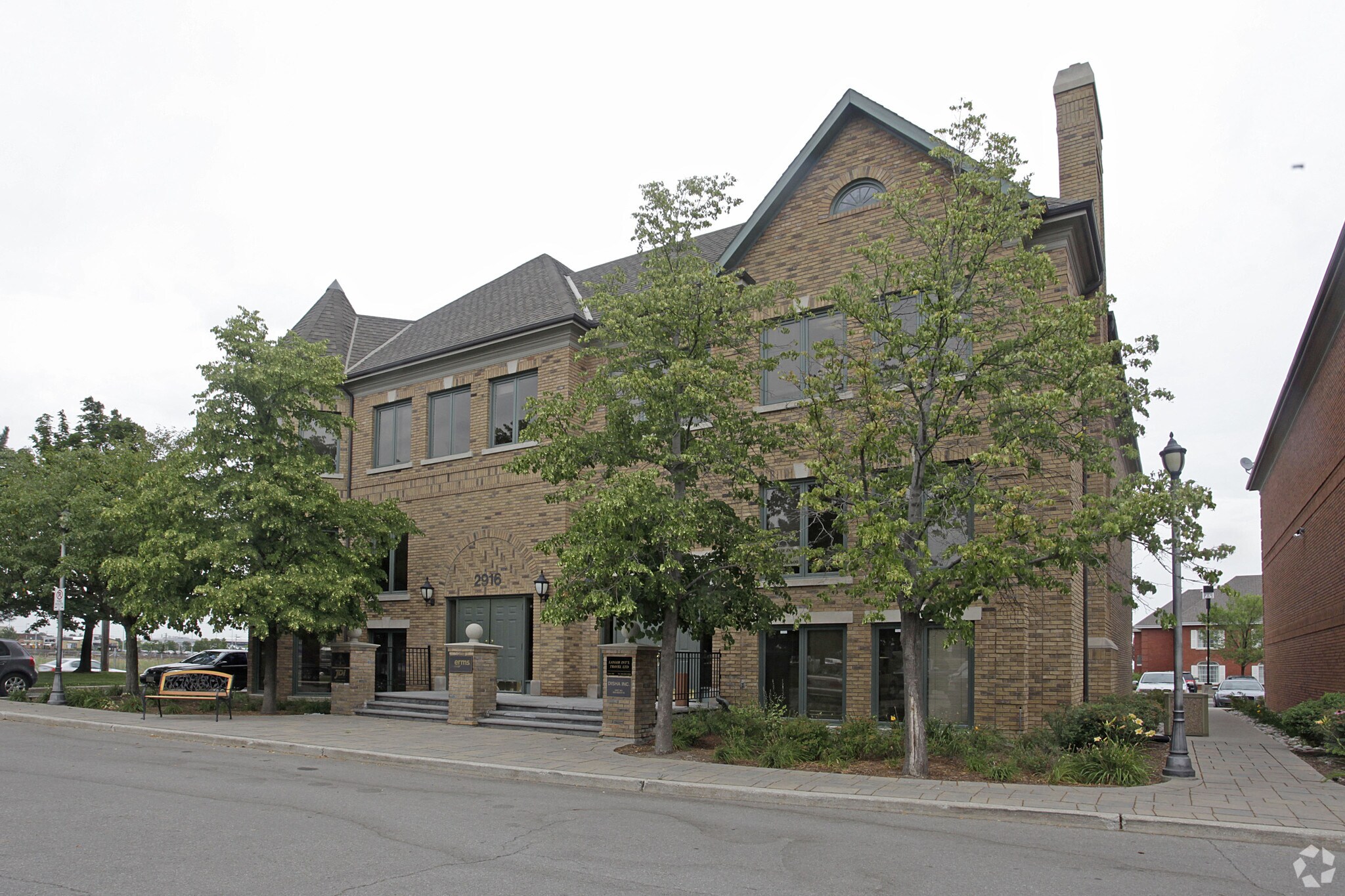 2916 S Sheridan Way, Oakville, ON à vendre Photo principale- Image 1 de 1