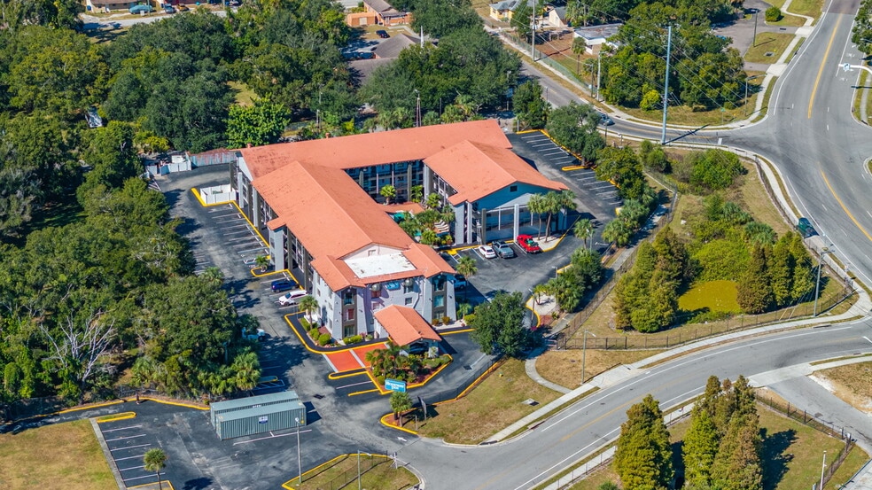 2904 Melbourne St, Tampa, FL for sale - Building Photo - Image 2 of 19