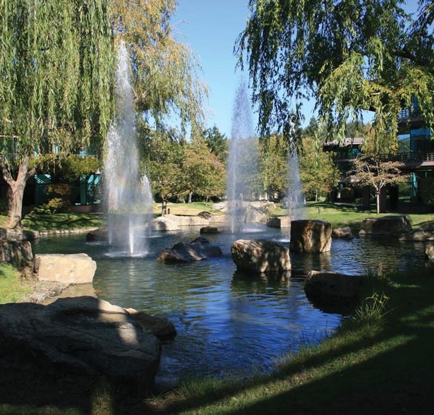 100 Enterprise Way, Scotts Valley, CA à louer - Photo du bâtiment - Image 2 de 10