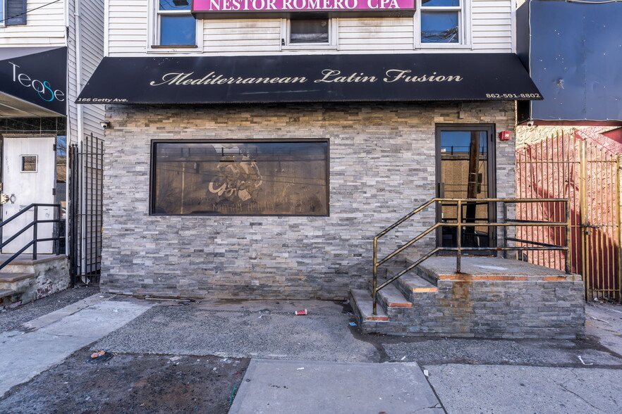 166 Getty Ave, Paterson, NJ for lease - Building Photo - Image 1 of 26