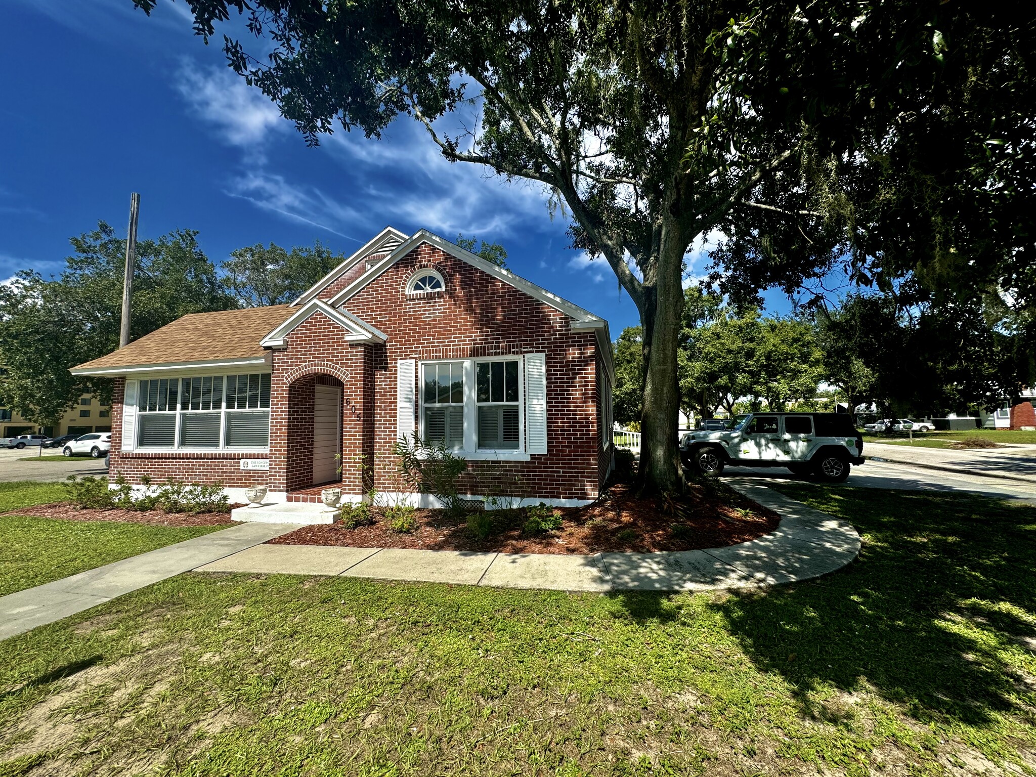 605 S Pine St, Sebring, FL for sale Building Photo- Image 1 of 30